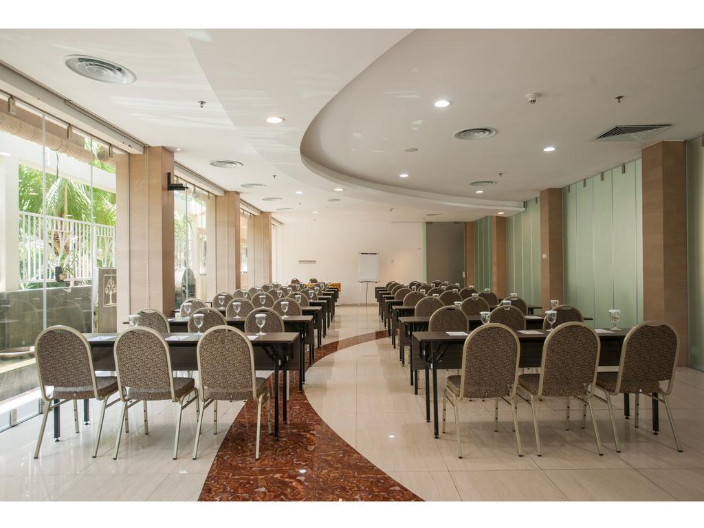 Hotel Atanaya Kuta Lombok Extérieur photo