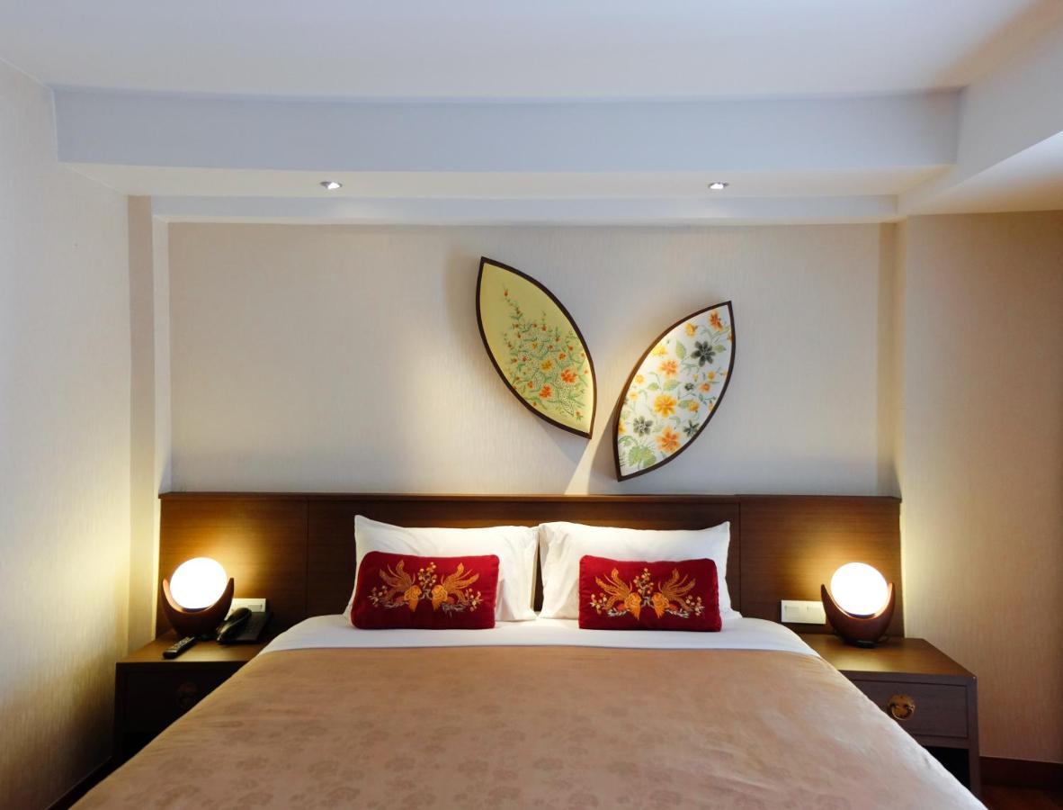 Hotel Atanaya Kuta Lombok Extérieur photo
